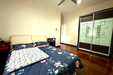 Seksyen 11, Kota Damansara