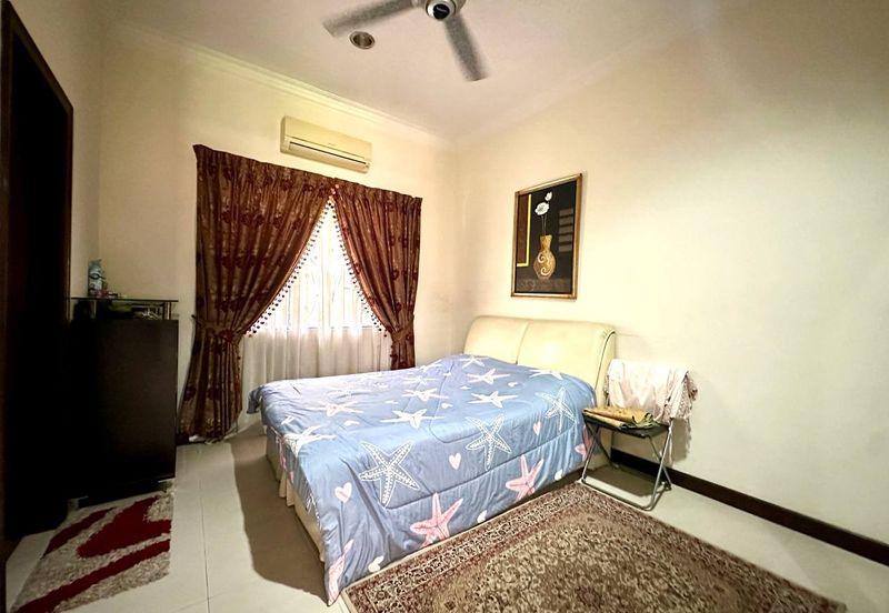 Seksyen 11, Kota Damansara