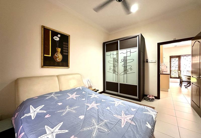 Seksyen 11, Kota Damansara