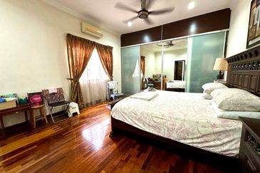 Seksyen 11, Kota Damansara