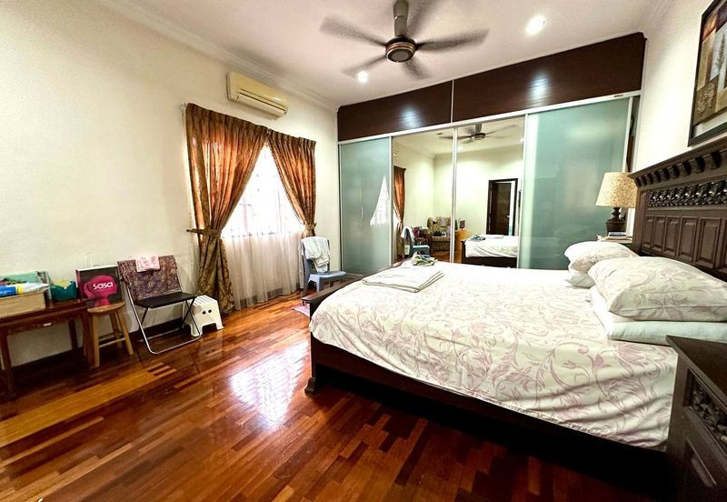 Seksyen 11, Kota Damansara