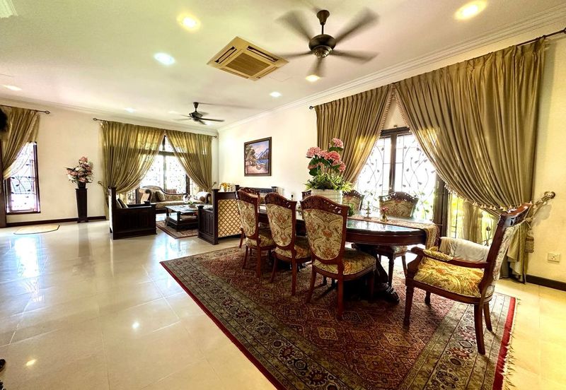 Seksyen 11, Kota Damansara