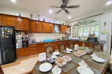 Seksyen 8, Kota Damansara