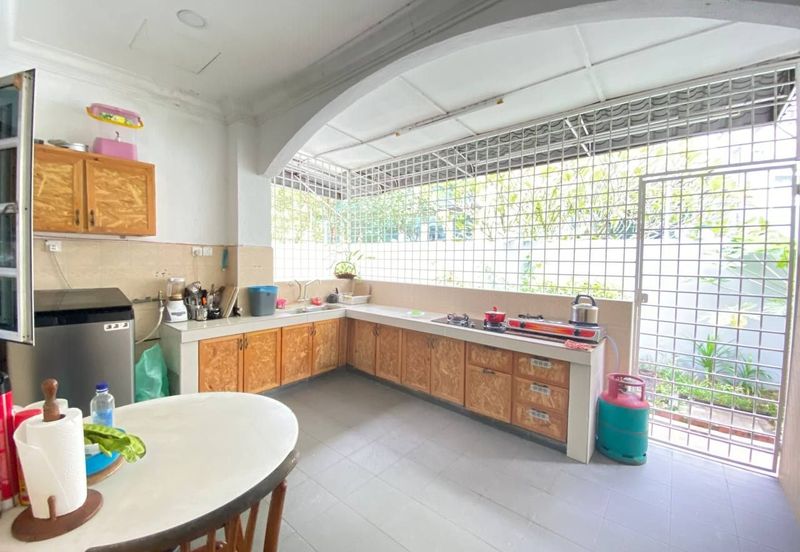 Seksyen 8, Kota Damansara