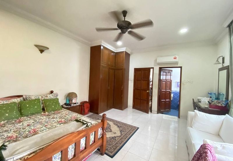 Seksyen 8, Kota Damansara