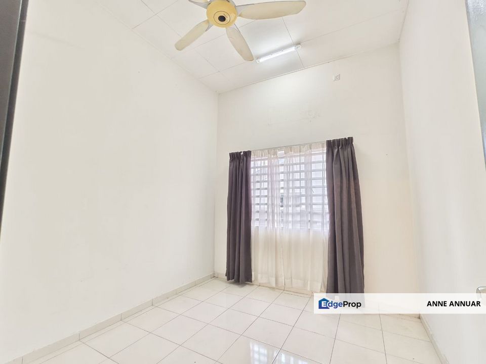 ENDLOT Single Storey Terrace Taman Ixora Bukit Naga, Selangor, Shah Alam