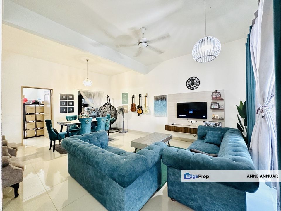 RENOVATED 2 Storey Terrace Seri Pristana Sg Buloh, Selangor, Sungai Buloh