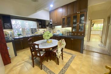 Seksyen 11, Shah Alam