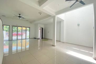 Pentas 2 @ Alam Impian