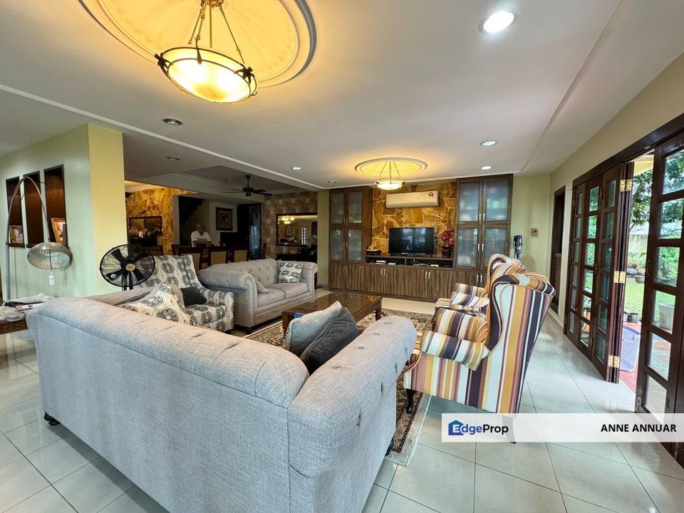 SPACIOUS CORNER Semi D Saujana Impian Kajang , Selangor, Kajang