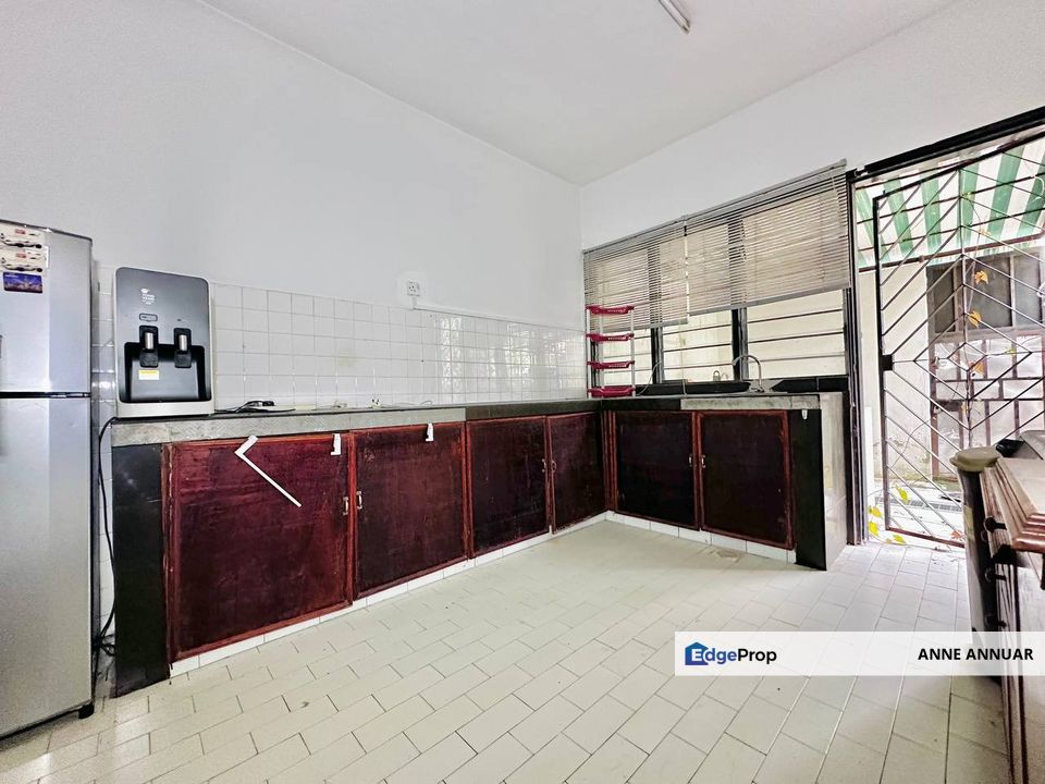 2 Storey Terrace Taman Bidara Selayang Batu Caves, Selangor, Selayang