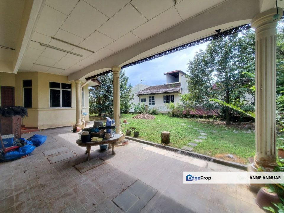 Bungalow Taman Ferngrove near Taman Cuepacs Cheras, Selangor, Batu 9th Cheras