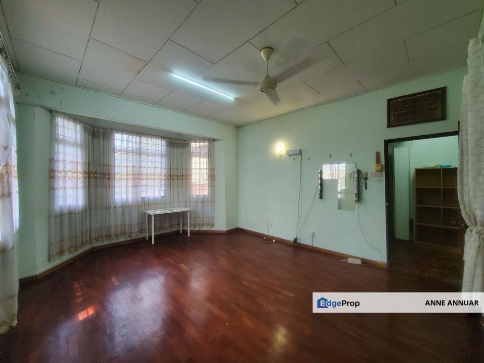 Bungalow Taman Ferngrove near Taman Cuepacs Cheras, Selangor, Batu 9th Cheras
