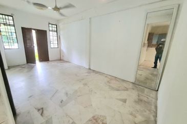 Lorong Gugusan Alam 7/20