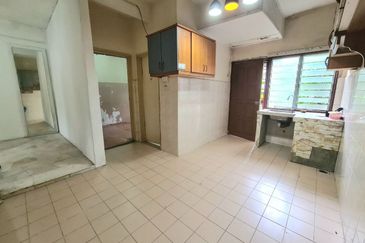 Lorong Gugusan Alam 7/20