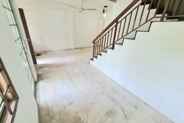 Lorong Gugusan Alam 7/20