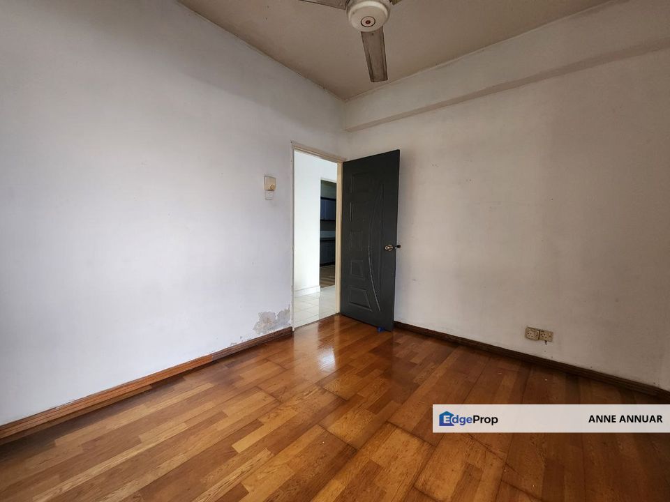 [2043sf ] [4 Beds] Huge Spacious Kemuncak Condo Seksyen 9 Shah Alam, Selangor, Shah Alam