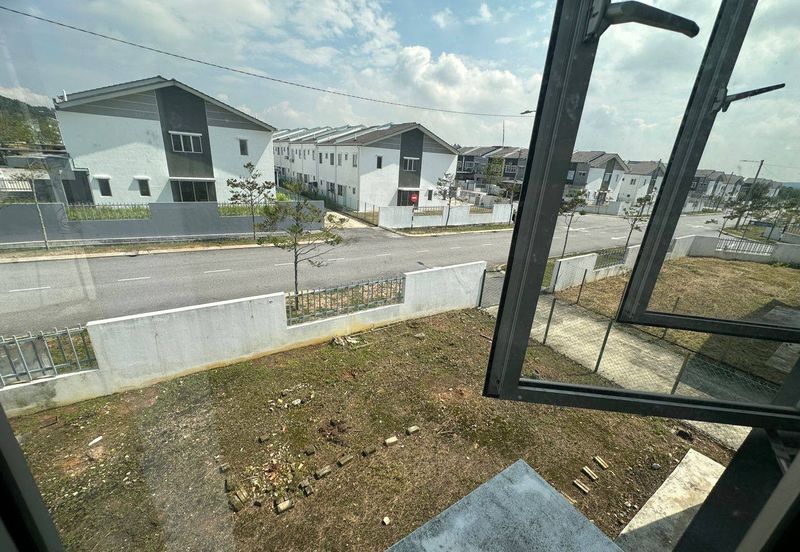 Laman Haris @ Eco Grandeur