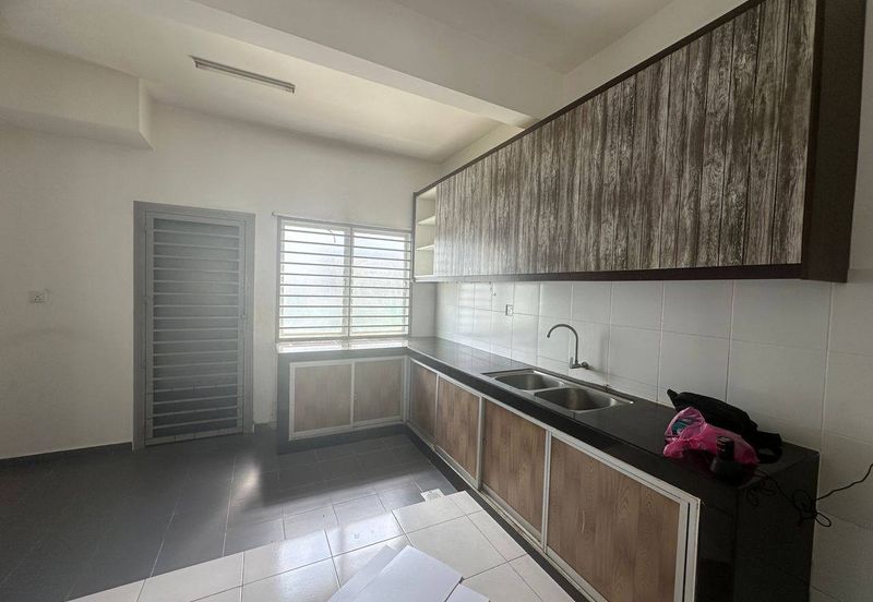 Laman Haris @ Eco Grandeur