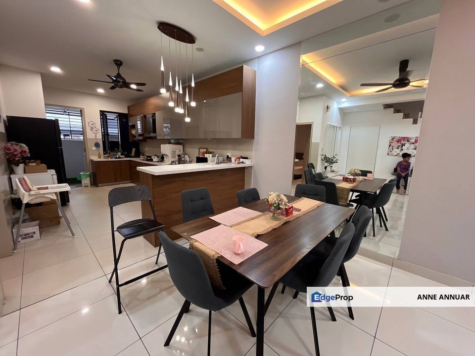 Nicely Renovated 2 Storey Superlink Elmina Valley U16 Shah Alam , Selangor, Shah Alam