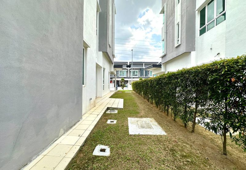 Jalan Astaka 3A/KU2 @ Laman Vista Alam