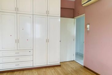 Kemuncak Shah Alam (Sri Kemuncak Kondominium)