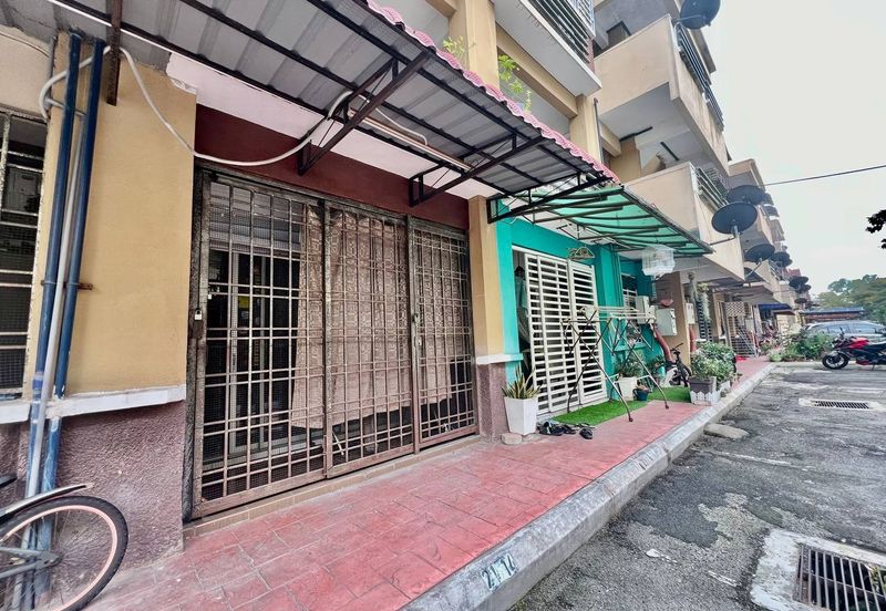 Taman Subang Permata