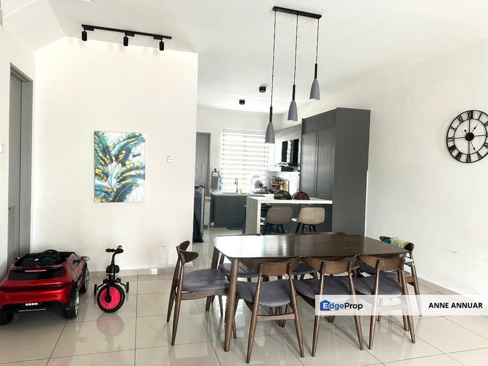 2 Storey Terrace Taman Sri Jaromas Jenjarom, Selangor, Jenjarom