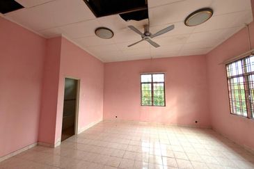 Lorong Mahkota Impian 2/22A