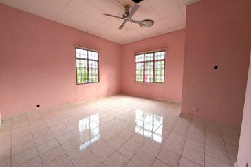 Lorong Mahkota Impian 2/22A