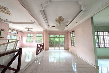 Lorong Mahkota Impian 2/22A