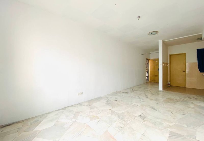 Residensi Warnasari 1