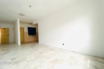 Residensi Warnasari 1