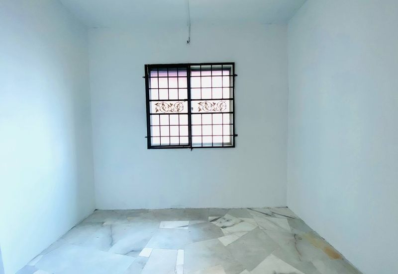 Residensi Warnasari 1