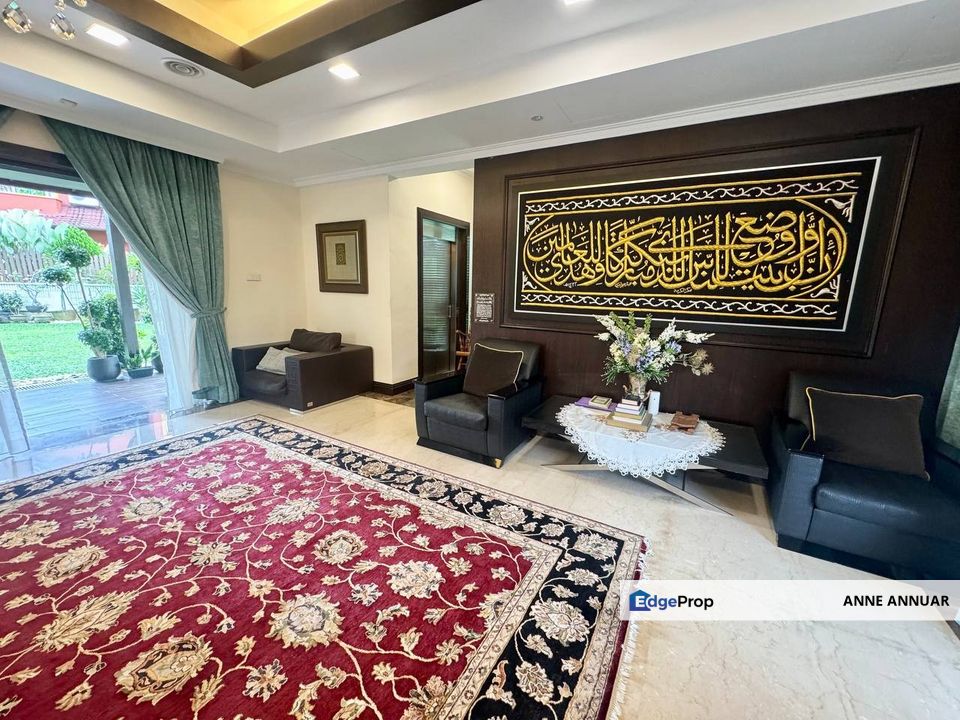 Beautiful 2.5 Storey Bungalow Wangsa Maju KL with Swimming pool , Kuala Lumpur, Wangsa Maju