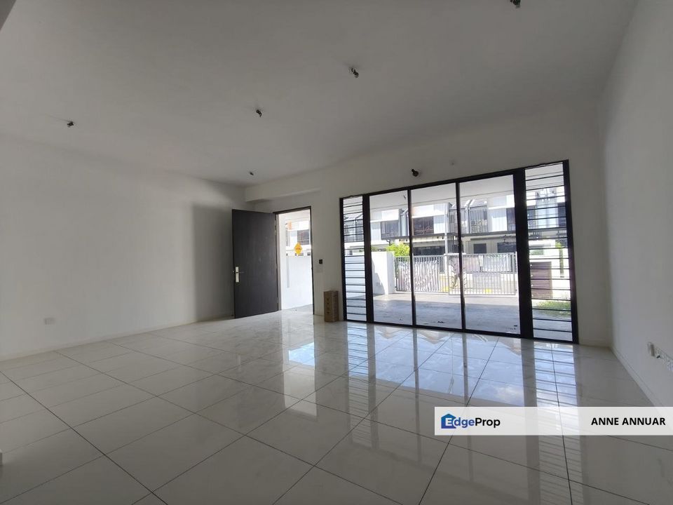 2 Storey Linkhouse Anisa Bandar Serenia Sepang, Selangor, Sepang