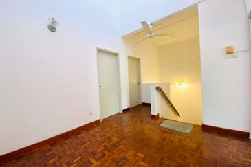 Jalan Tropicana Utama