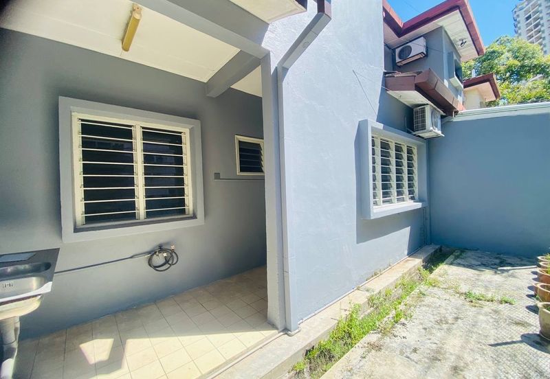 Jalan Tropicana Utama