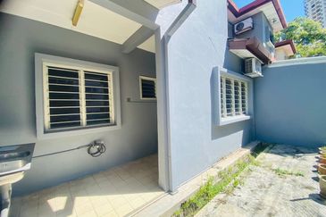 Jalan Tropicana Utama