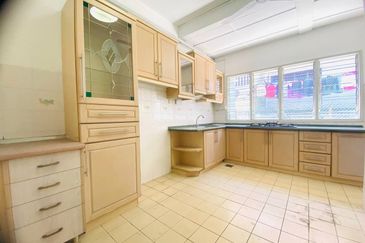 Jalan Tropicana Utama