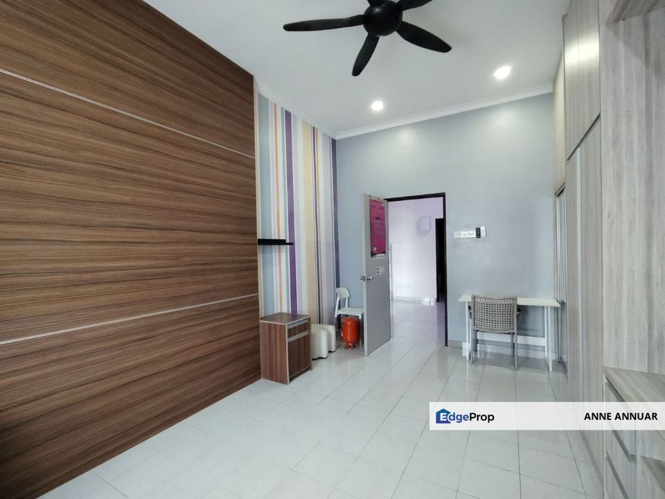 RENOVATED 2 Storey Puncak Saujana Kajang, Selangor, Kajang