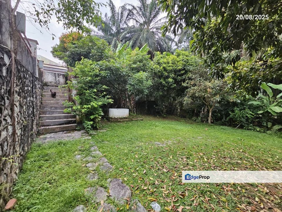 SEMI D SINGLE STOREY WITH BIG LAND SEMENYIH, Selangor, Semenyih