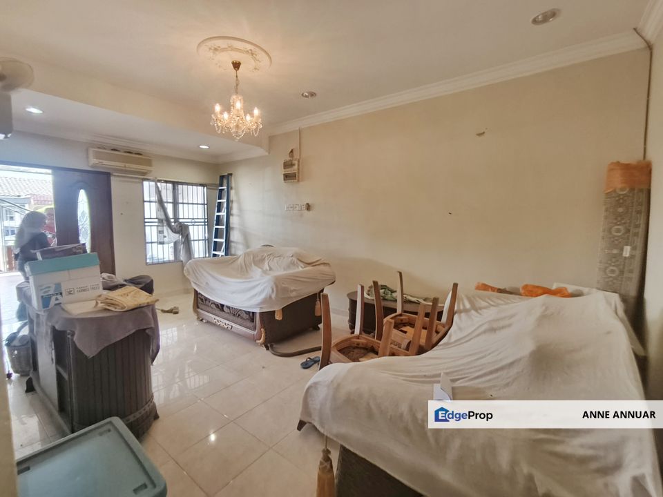 RENOVATED EXTENDED Single Storey Taman Ehsan Kepong , Selangor, Kepong