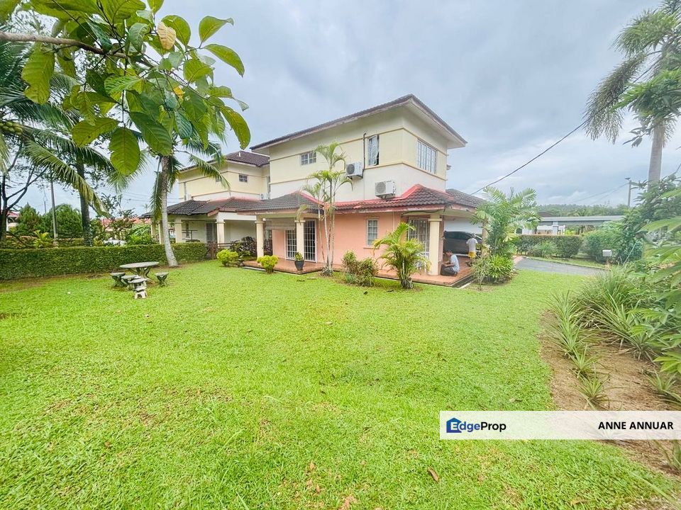 HUGE EXTRA LAND Semi D Green Street Homes Seremban 2, Negeri Sembilan, Seremban