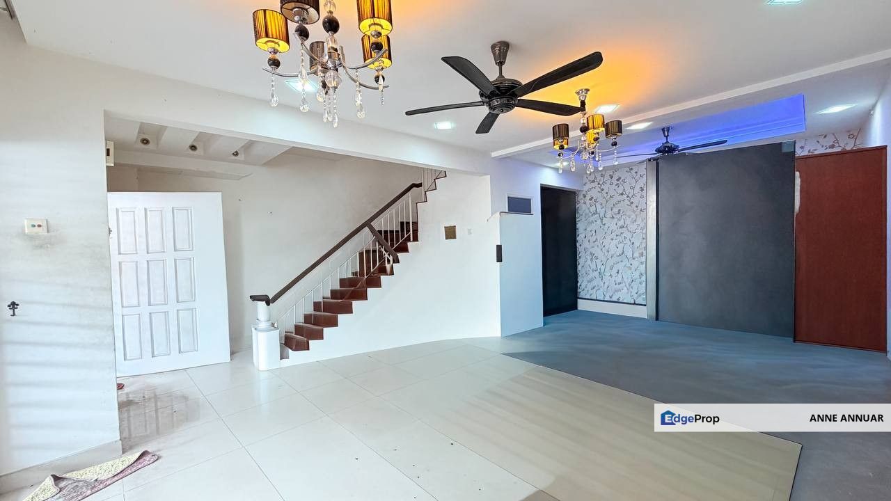 RENOVATED 2 Storey Kota Emerald Rawang, Selangor, Rawang