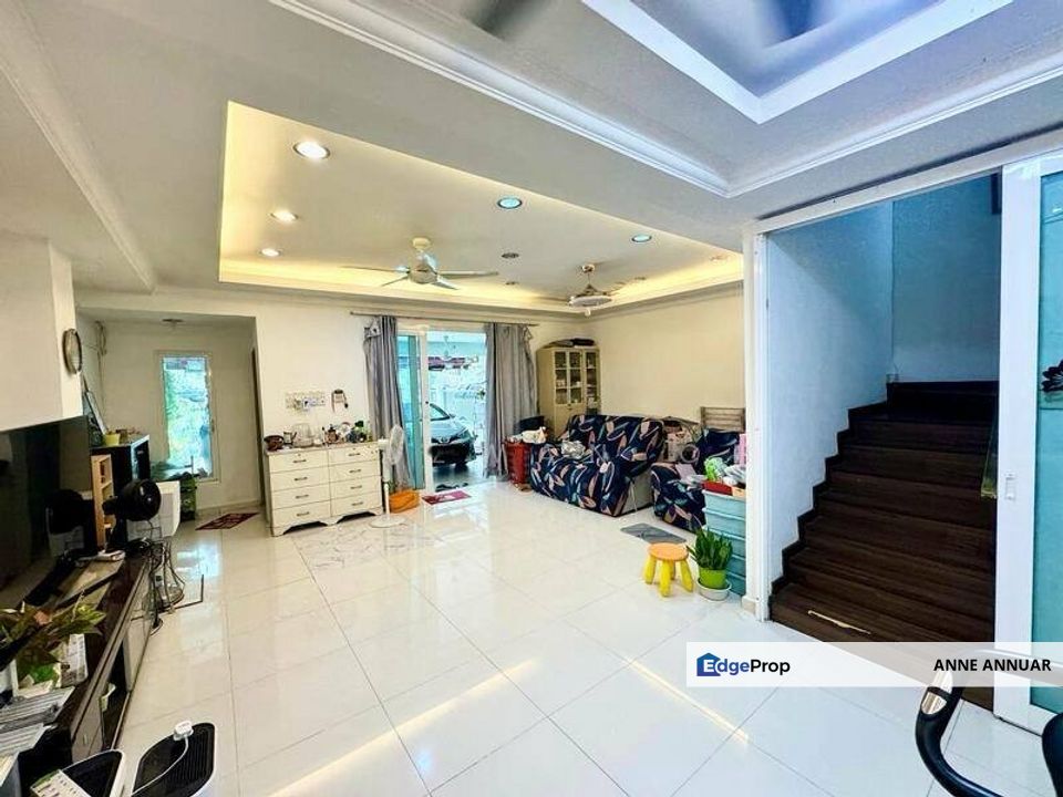 RENOVATED 2 Storey Terrace Mutiara Indah Puchong , Selangor, Puchong