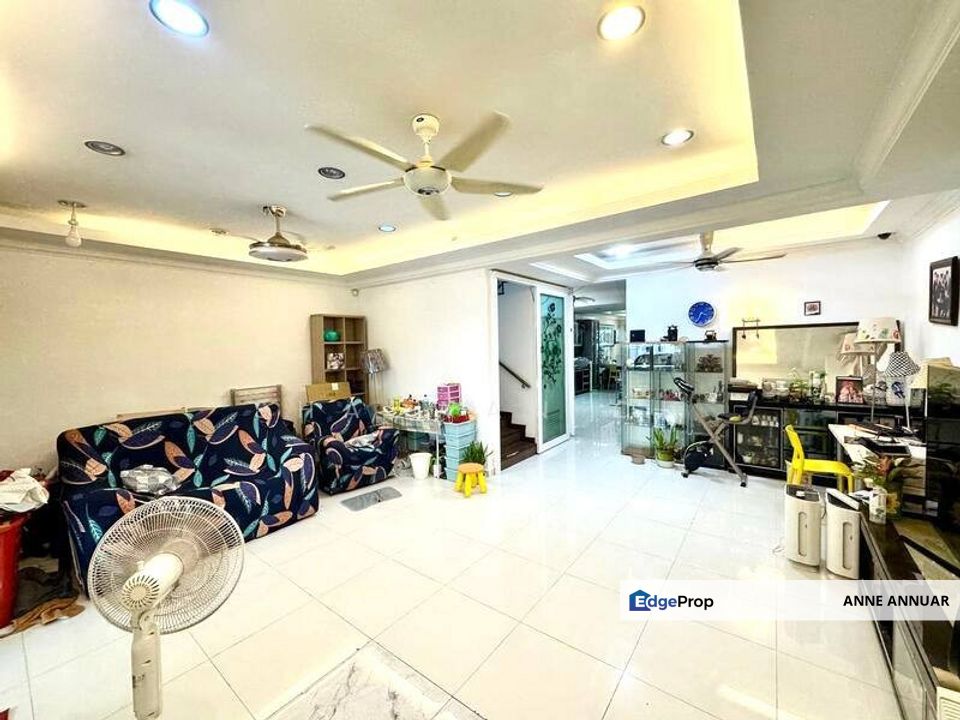 RENOVATED 2 Storey Terrace Mutiara Indah Puchong , Selangor, Puchong