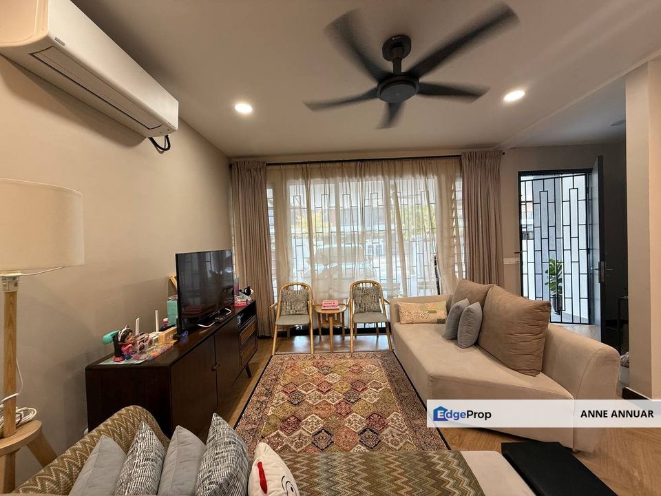 NICELY RENOVATED 2 Storey Elmina Green U16 Shah Alam , Selangor, Sungai Buloh