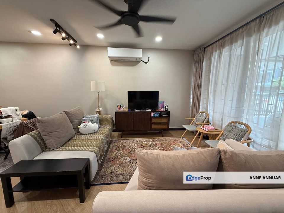 NICELY RENOVATED 2 Storey Elmina Green U16 Shah Alam , Selangor, Sungai Buloh