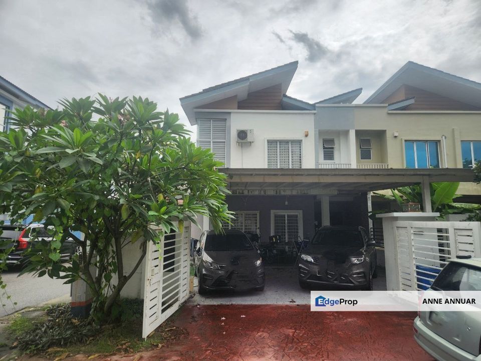 RENOVATED 2 Storey Superlink D'Kayangan Seksyen 13 Shah Alam , Selangor, Shah Alam